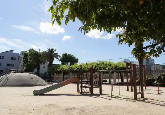 我孫子公園(約280m／徒歩4分)