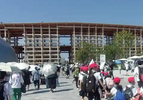 大阪市立依羅小学校