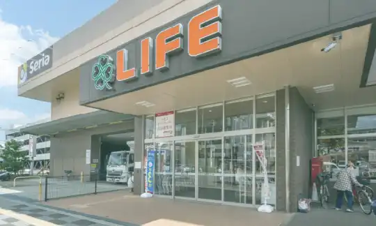 ライフ高殿店